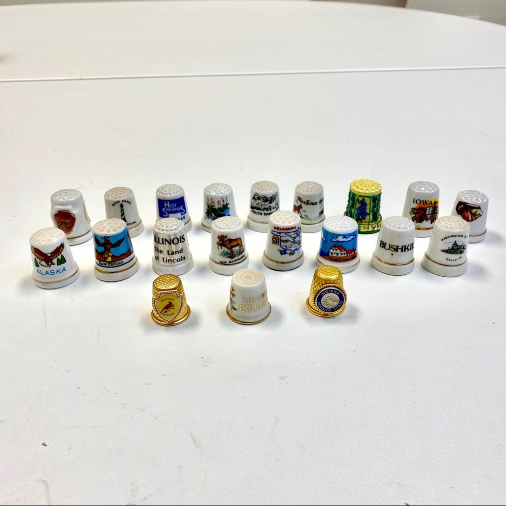 Thimble Souvenirs States 20 Ceramic Metal